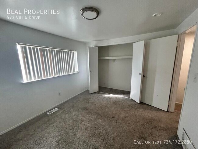 Photo - 573 Villa Dr