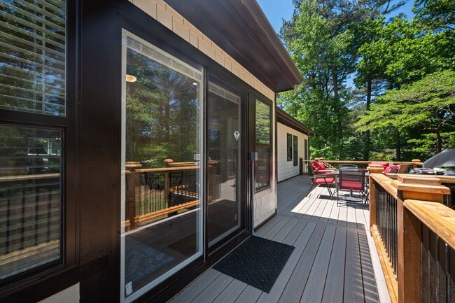 Photo - 2614 Peeler Rd
