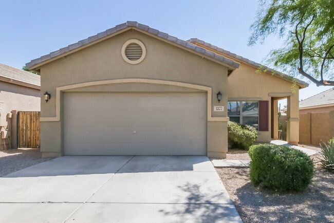 Building Photo - 3377 E Cowboy Cove Trail