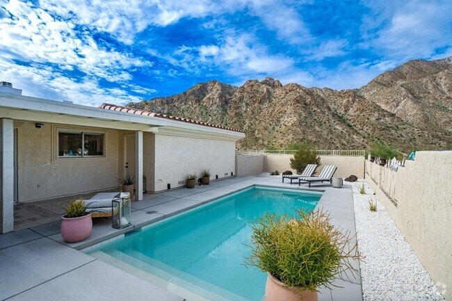Building Photo - 53680 Avenida Montezuma Rental