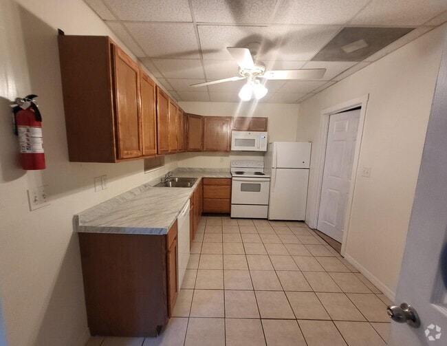 Building Photo - 209 W King St Unit C Rental
