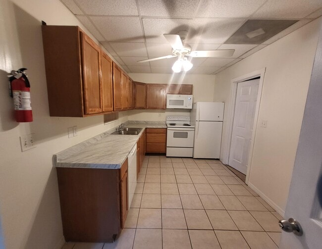 Building Photo - 209 W King St Unit C Rental
