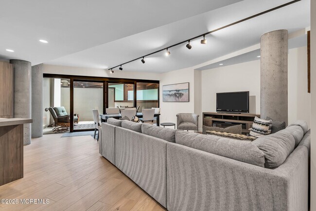 350 Ocean Blvd N Unit 101