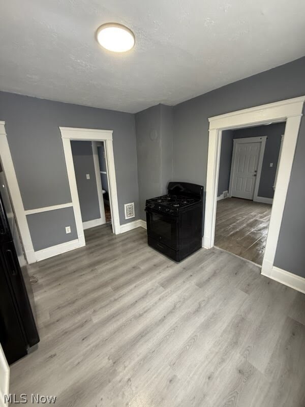 Photo - 10304 Shale Ave