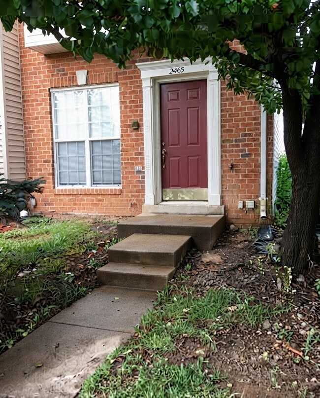 2465 Old Silo Ct