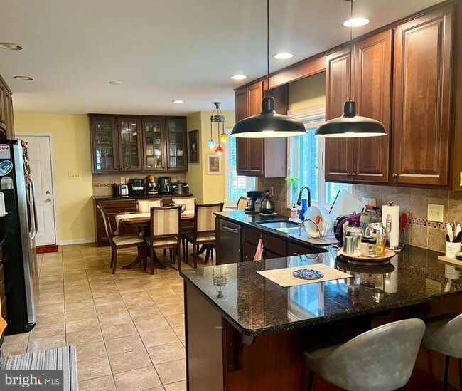 Photo - 348 Phoenix Dr