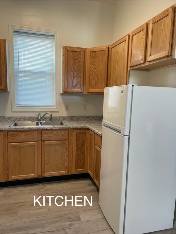 Photo - 231 E 13th St Unit 2