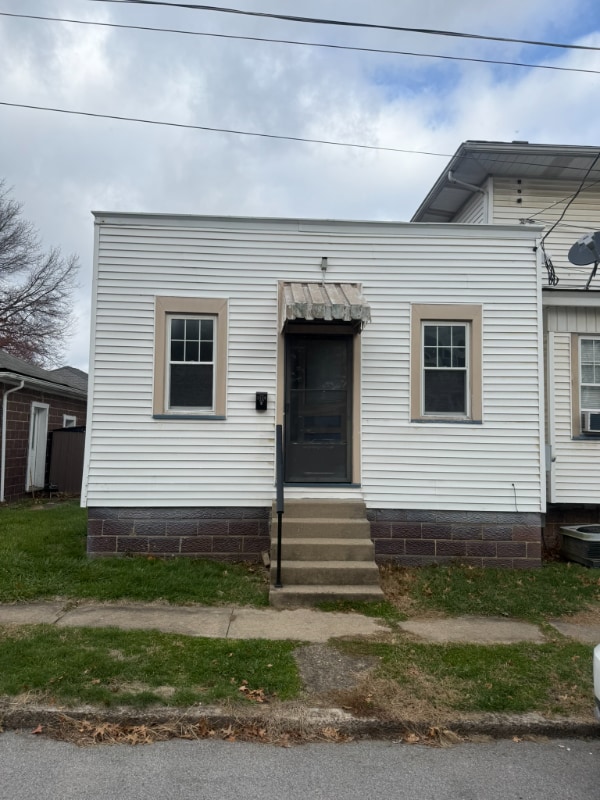 Building Photo - 1220 Valley-View Ave Unit 2