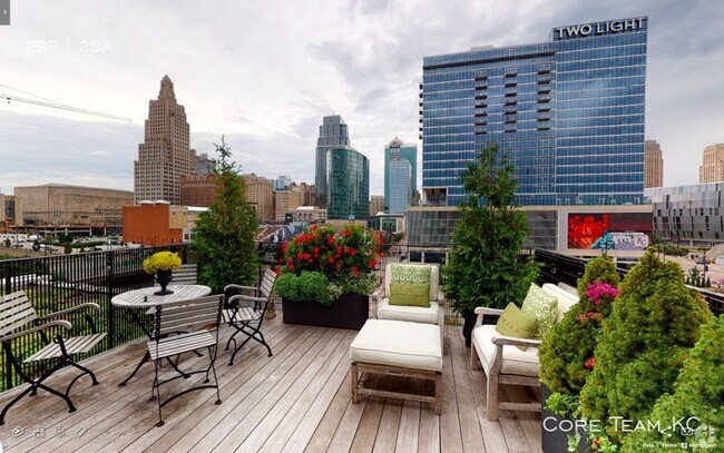 Building Photo - Downtown Penthouse For Rent with Private R... Unit 501