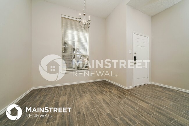 Photo - 922 Bayfield Dr