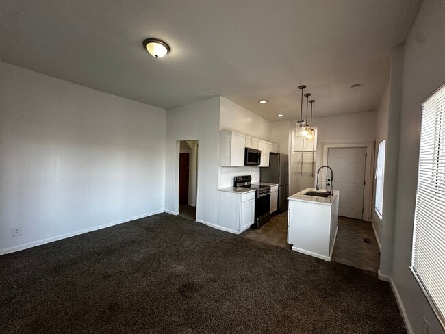 Photo - 432 S Highland Ave