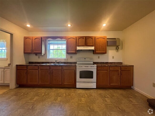 Building Photo - 5994 US-44 Rental