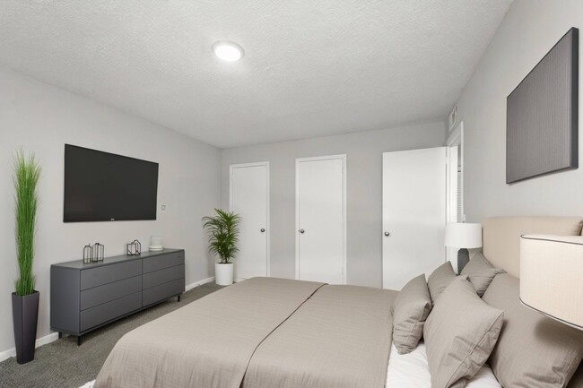 Photo - Sumner Estates