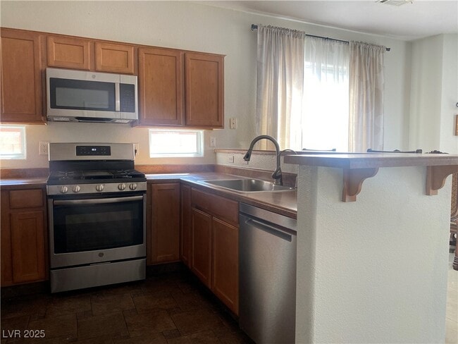 Building Photo - 5005 Auburn Skyline St Rental
