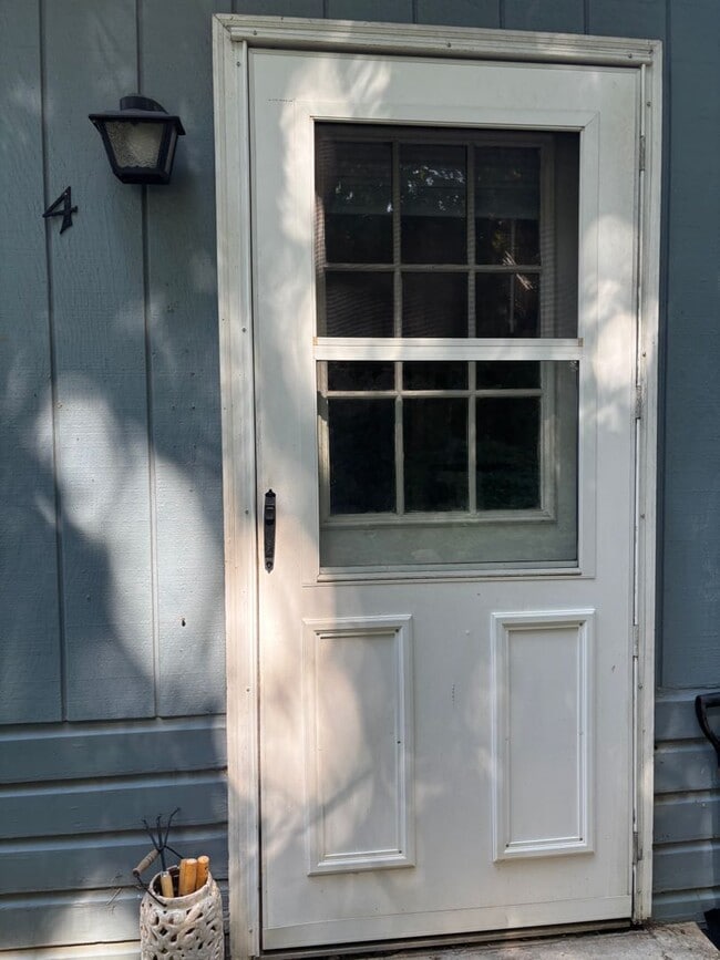 Photo - 963 W Beverley St Unit #4