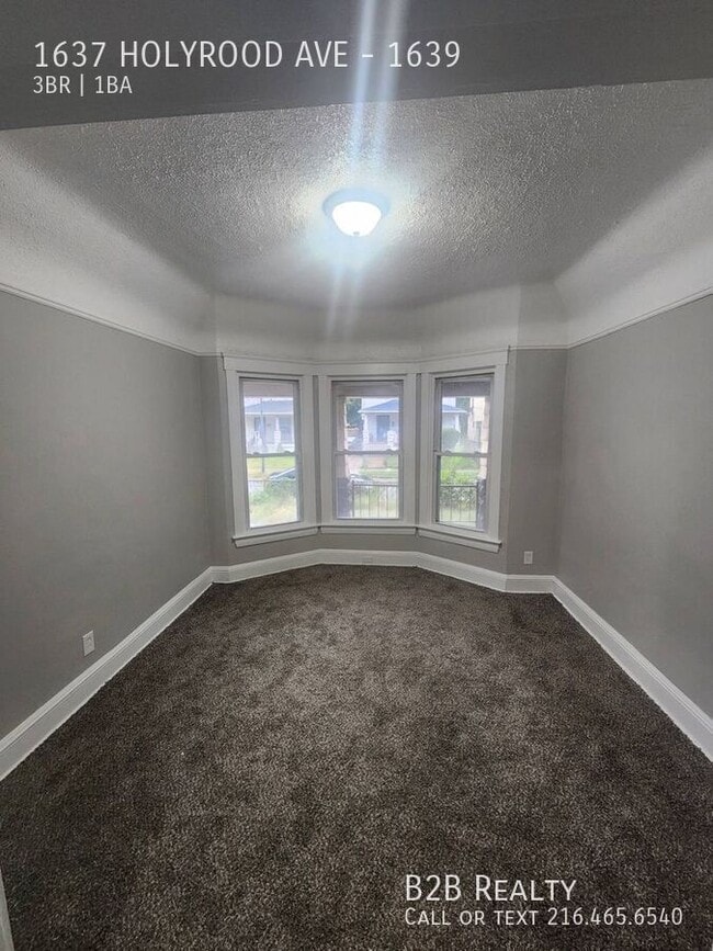 Photo - 1637 Holyrood Rd Unidad 1639