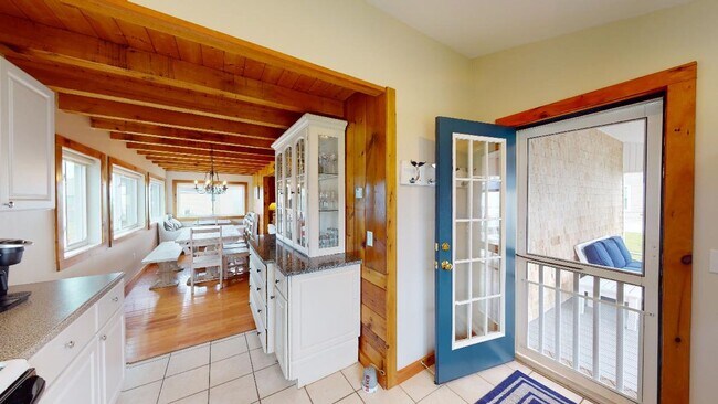 Photo - Winter Rental Only. Single Family Available: September 1 to April 30th - May 15th