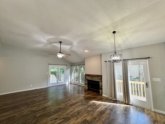 Photo - 310 Paoli Trce