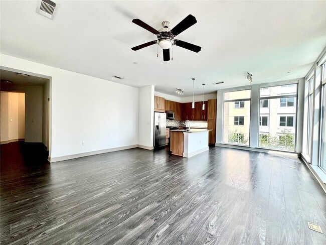 Photo - 2111 Westheimer Rd Unit 1301