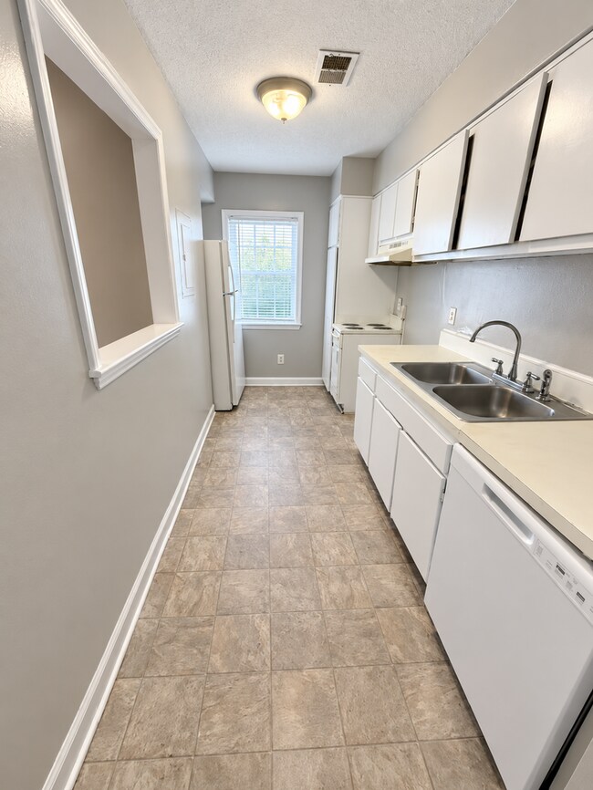 2500-204 Avent Ferry Rd.