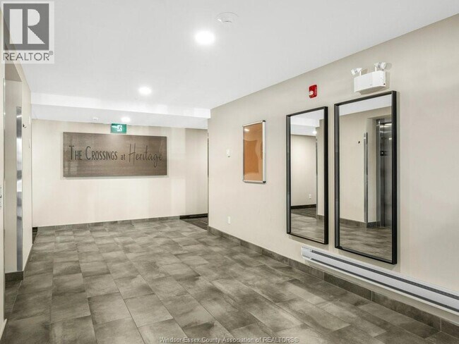 Photo - 2600 Sandwich W Pkwy Unité 204