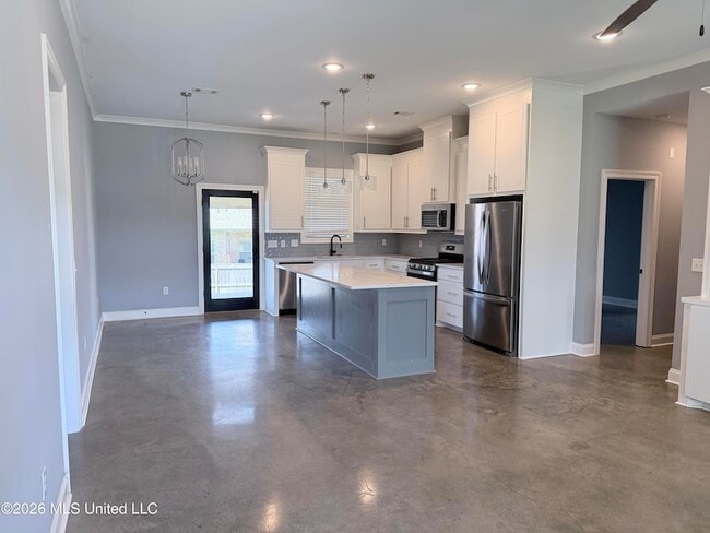 Photo - 531 Birchwood Blvd