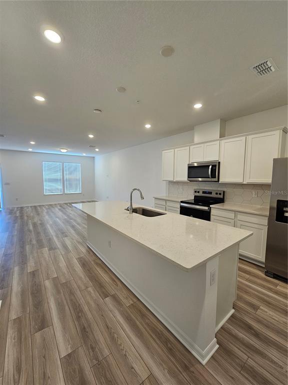 Photo - 11483 Harborview St