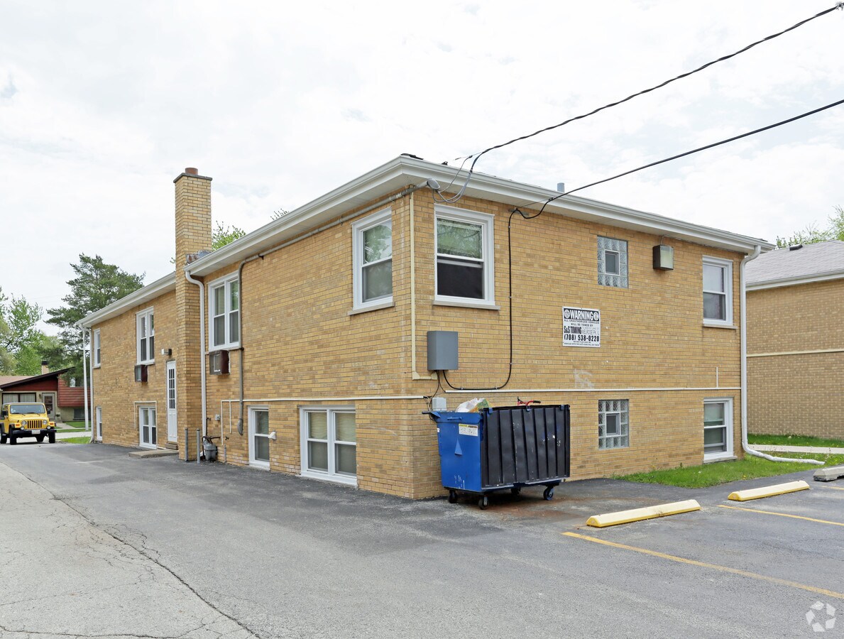 Photo - 618 S Wisconsin Ave