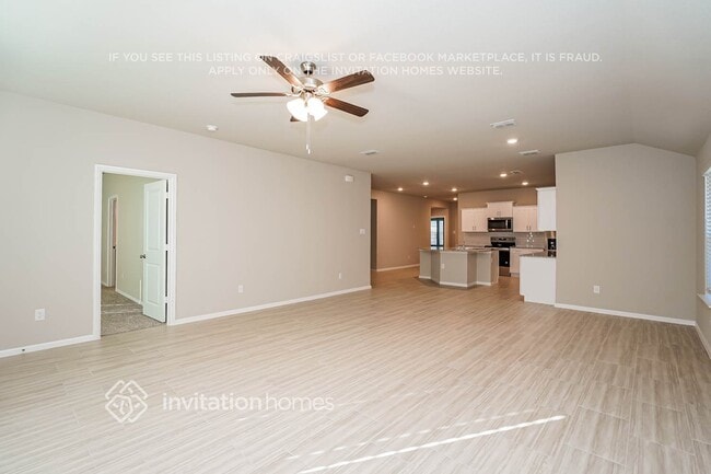 Photo - 437 Kaufman Dr