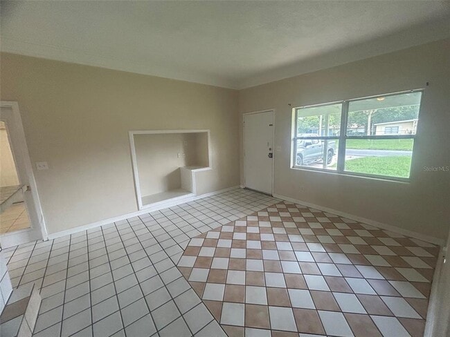 Photo - 127 Country Club Dr