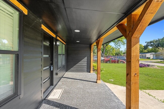 Photo - 5219 Cosby St