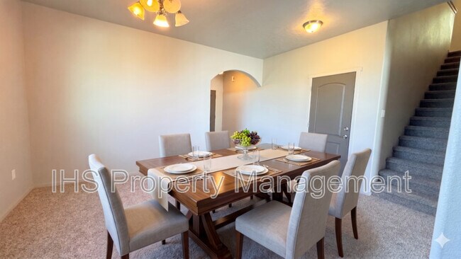 Photo - 5814 Sidon Ln