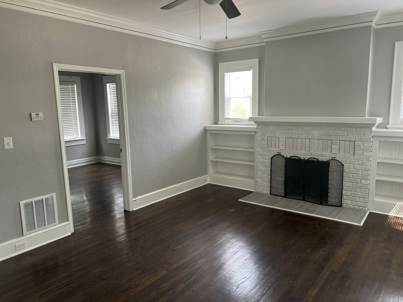 Photo - 1351 Oxford Road Northeast - 1