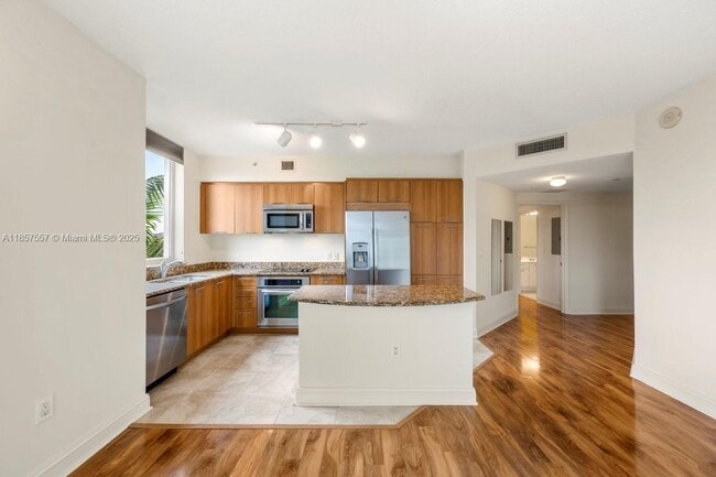 Photo - 510 NW 84th Ave Unidad 423