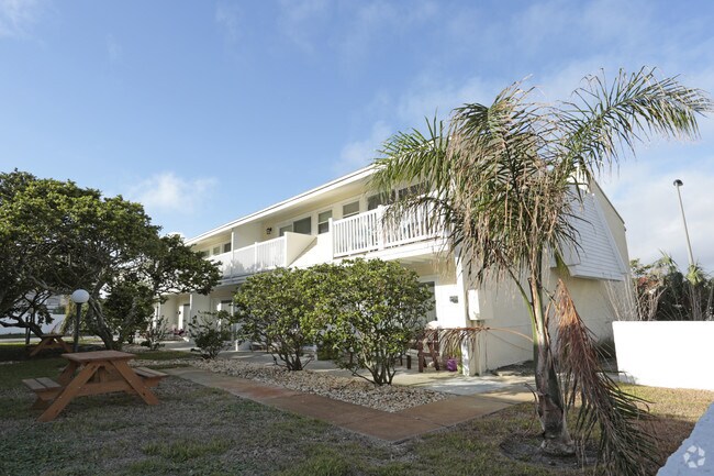 Sand Dollar Apartments