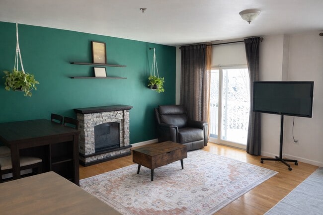 Building Photo - 84 Aborn St Unit 1304