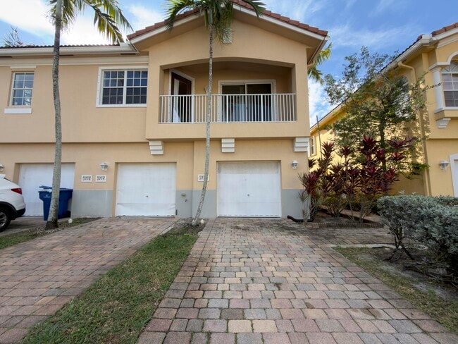 Building Photo - 1712 Carvelle Dr