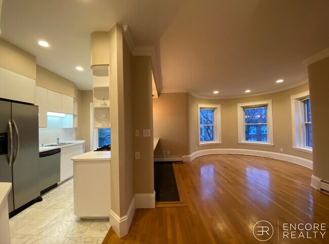 Photo - 33 Longwood Ave Unit 3