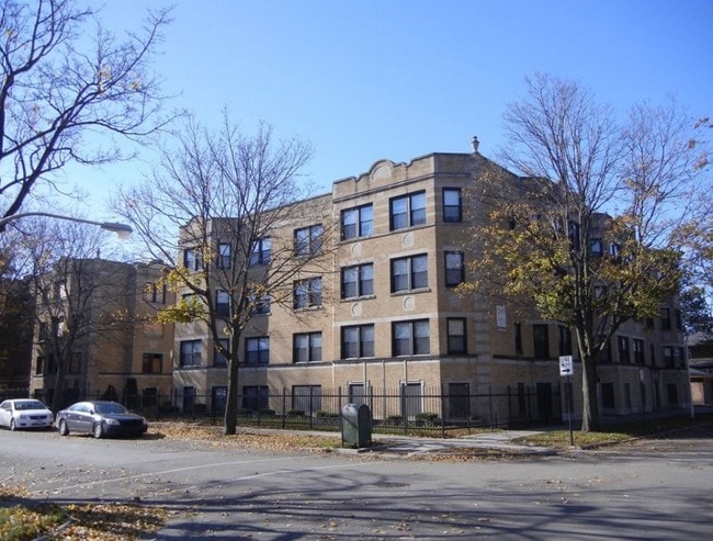 Building Photo - 8100-8114 S Essex Ave