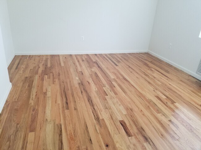 Photo - 3530 Mickle Ave Unit 1