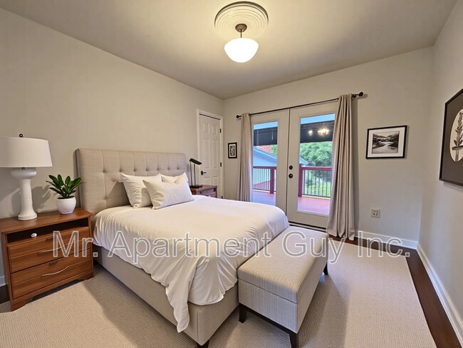 Photo - 272 Upper Paradise Rd