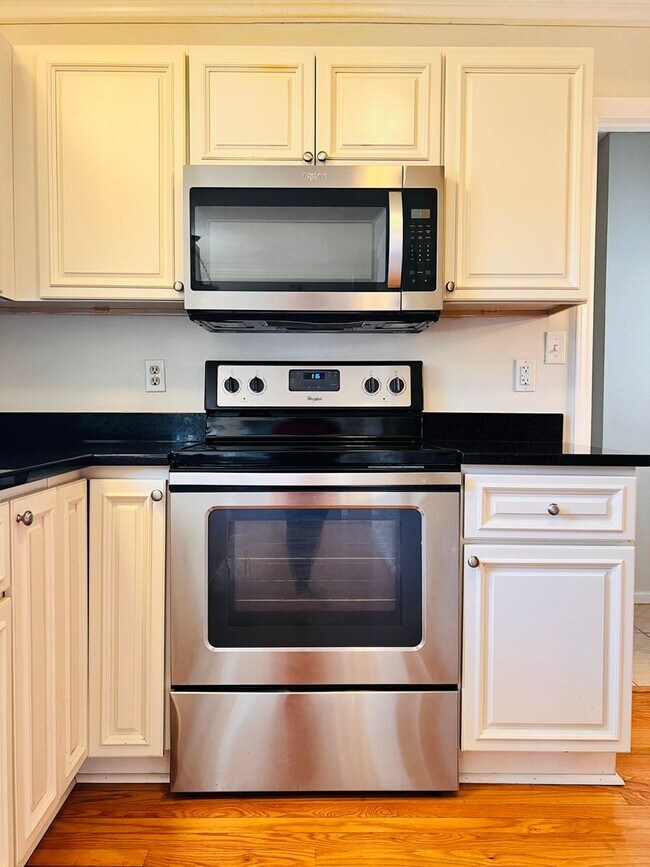 Beautiful 3BR Home in Wake Forest House Rental in Wake Forest, NC