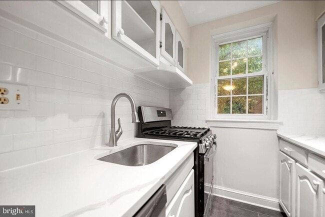 Photo - 30 S Old Glebe Rd Unidad 106-E