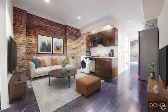 Building Photo - 2 bedroom in NEW YORK NY 10009 Unit 8 Rental