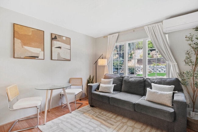 Photo - 4646 Robbins St Unidad ID1062711P