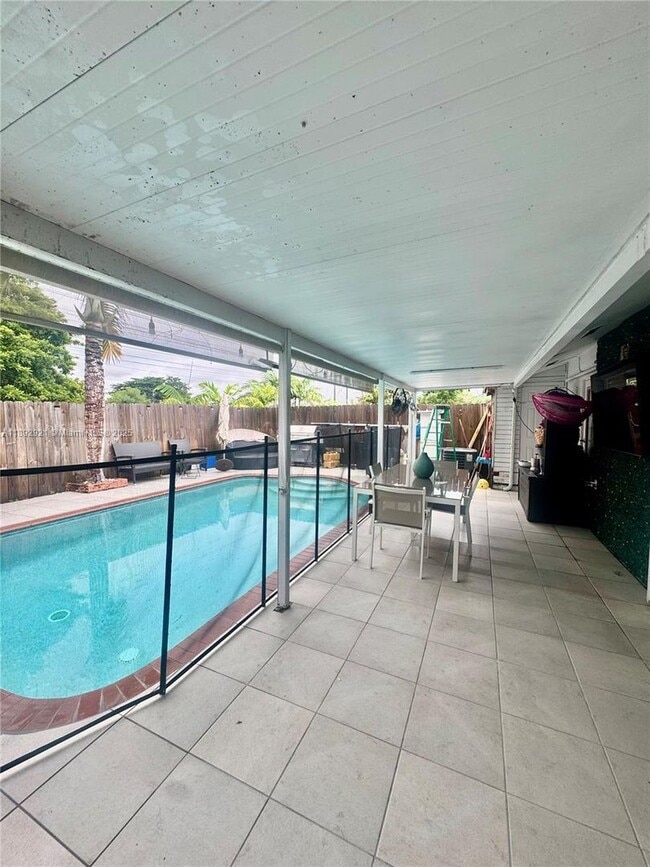 Photo - 4848 SW 135th Pl