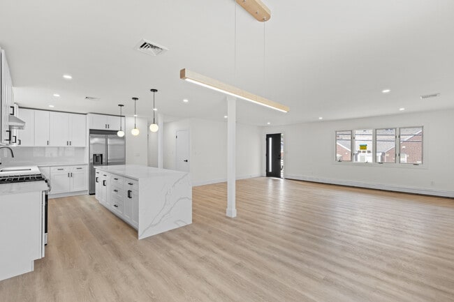 Photo - 302 E Harriet Ave Unidad # B