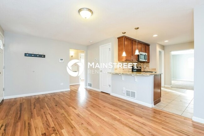 Photo - 3 Bedroom Pet-Friendly Home in Englewood, CO with Main Street Renewal