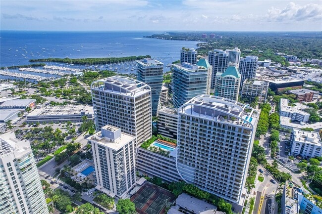 Photo - 2655 S Bayshore Dr Unidad 1506