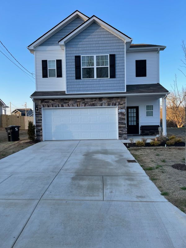 Photo - 1851 Holdens Hollow